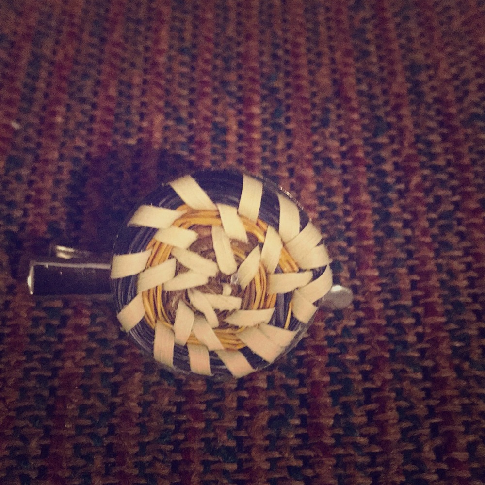 Sweet grass pin